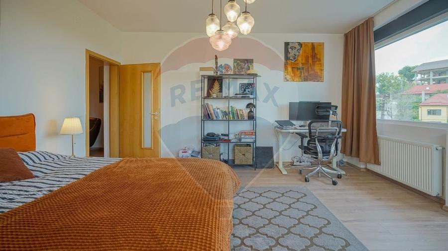 Apartament cu 3 camere in casa, curte proprie si garaj - 8