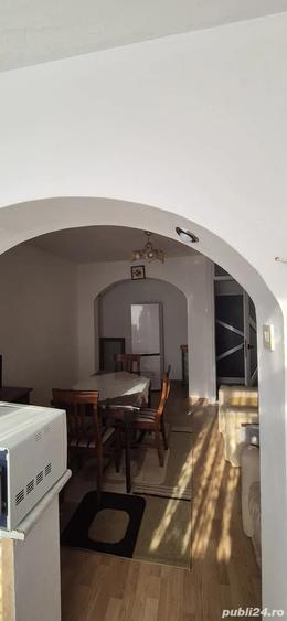 Inchiriez apartament cu 2 camere - 1