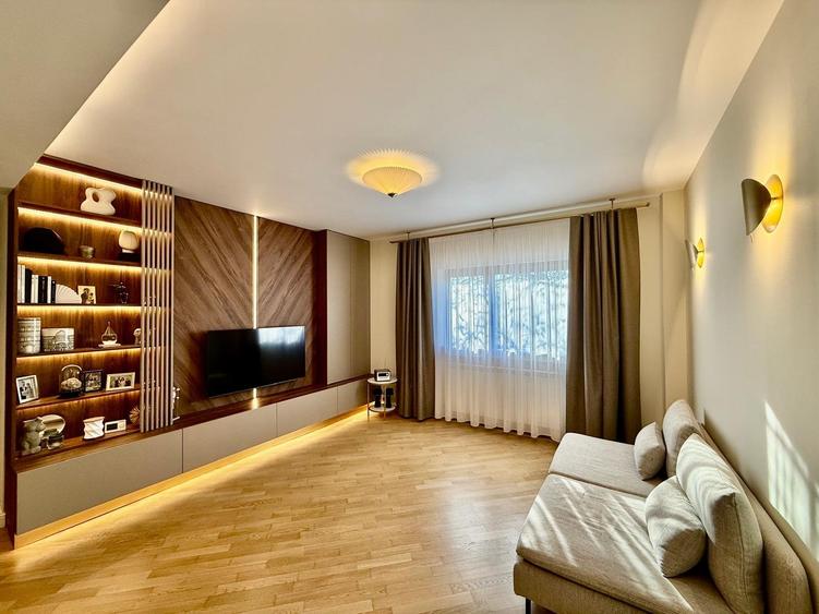 Apartament de vanzare 3 camere zona Piata Dorobanti, Bucuresti - 1