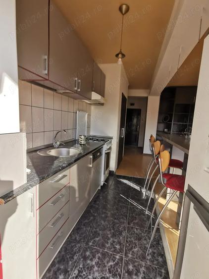 Proprietar vand apartament cu 2 camere + garaj, Flore?ti, strada Stejarului - 5