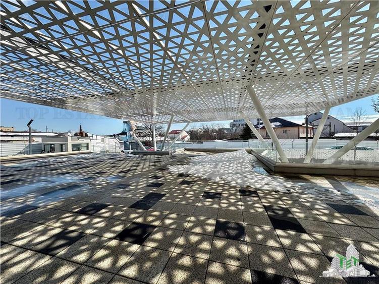 Spatiu comercial+ terasa 500mp de inchiriat in  Sectorul 6 - 9