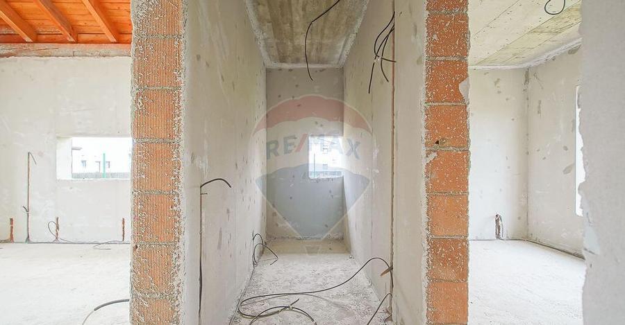 Casa spa?ioasa la gri, 4 camere, 3 bai, teren 500 mp ... - 22