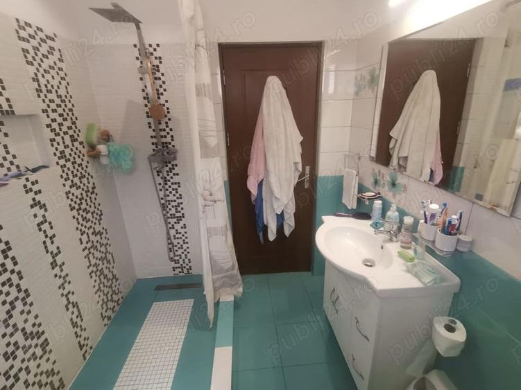 Casă cu 2 camere cu Teren 462 Mp în Lumina