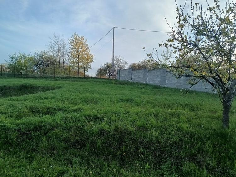 Vand teren intravilan - 1