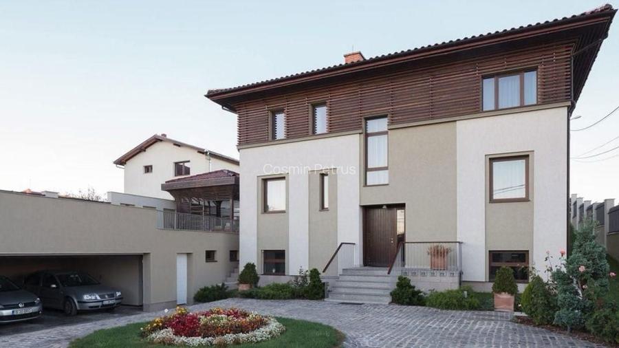 0 % comision,Vila frumoasa cu 988 mp teren situata in cartierul Europa