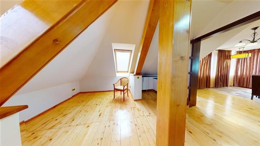 Edificiu interbelic,versatil:Sediu firma, Clinica,Investitie,Rezidenta,Centru Ci - 26