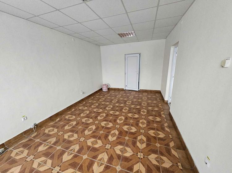 Inchiriez birou 40 mp parter, doua incaperi - 1