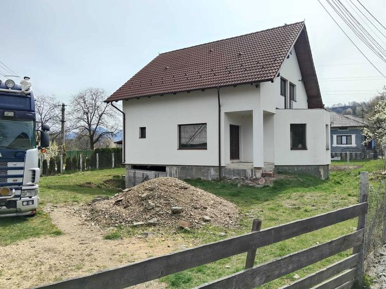Casa de vanzare - Susenii Bargaului - partial finisata - intabulata - 6