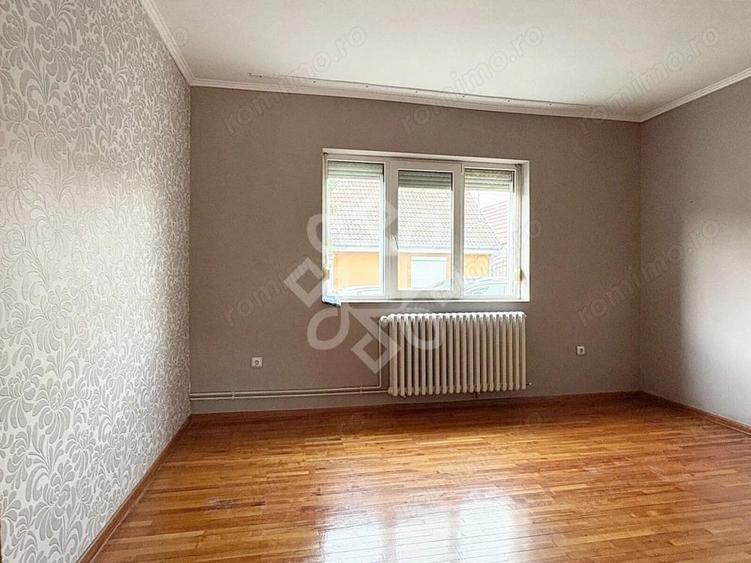 Casa de vanzare in Iosia, teren 839 mp - 1