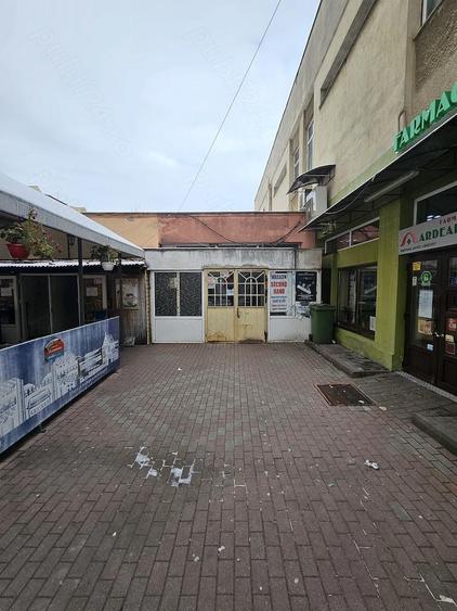 Vanzare spatiu comercial - 8