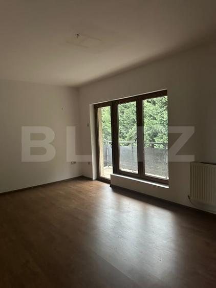 Apartament 3 camere,114 m,2 bai,3 terase,semicentral - 1