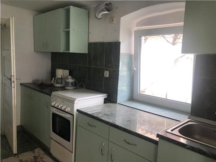 Casa locuibila cu teren generos,  REPUBLICII SANPETRU - 10