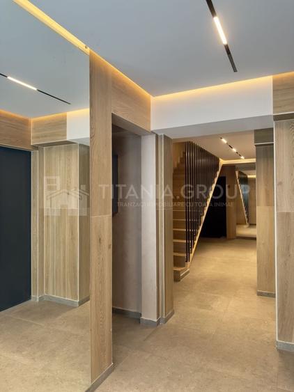 Apartament modern 3 camere, etaj intermediar + parcare - zona Coresi - 15