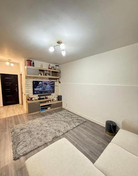 Direct proprietar vand garsoniera la demisol - 1