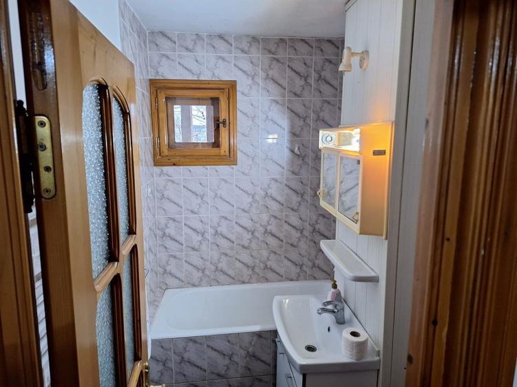 Focsani - Apartament 3 camere, 65 mp, zona centrala - 1