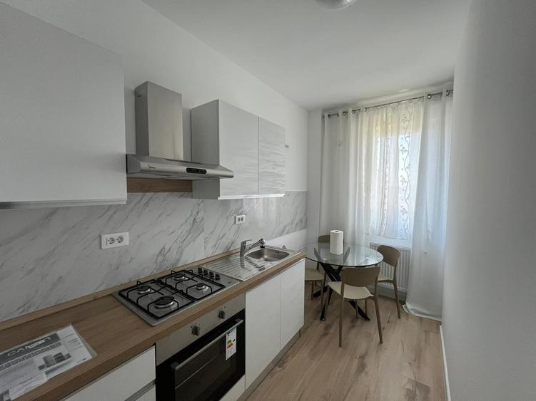 Apartament decomandat mobilat & utilat, bloc nou - PRIMA INCHIRIERE +loc parcare - 5