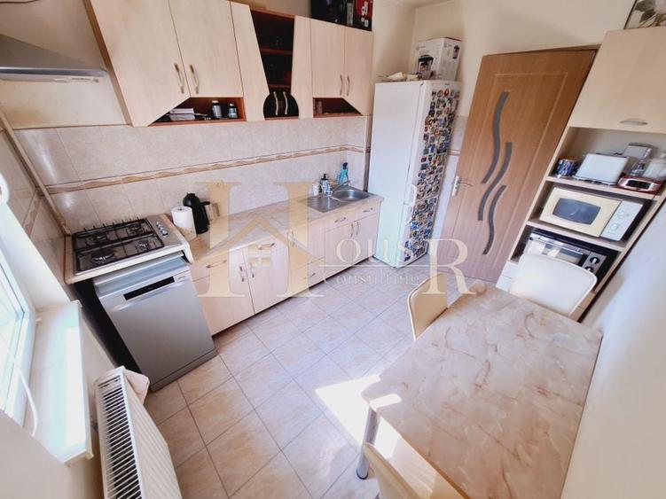 In bloc izolat. 2 bai. Aproape de Spitalul Judetean si Parcul Lidia. - 10