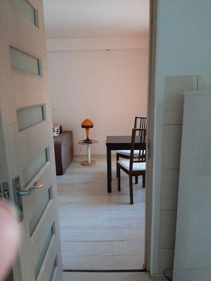 Inchiriez garsoniera zona B-dul Republicii - proprietar - 3