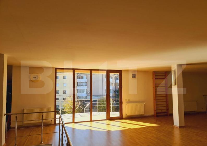 Vila 350 mp utili, teren 700 mp, strada Craitelor - 13