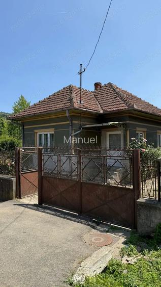Casa de vanzare la ?ara locuin?a pregatita pentru mutare imediata! Casa de vanzare la ?ara locuin?a pregatita pentru mutare imediata!