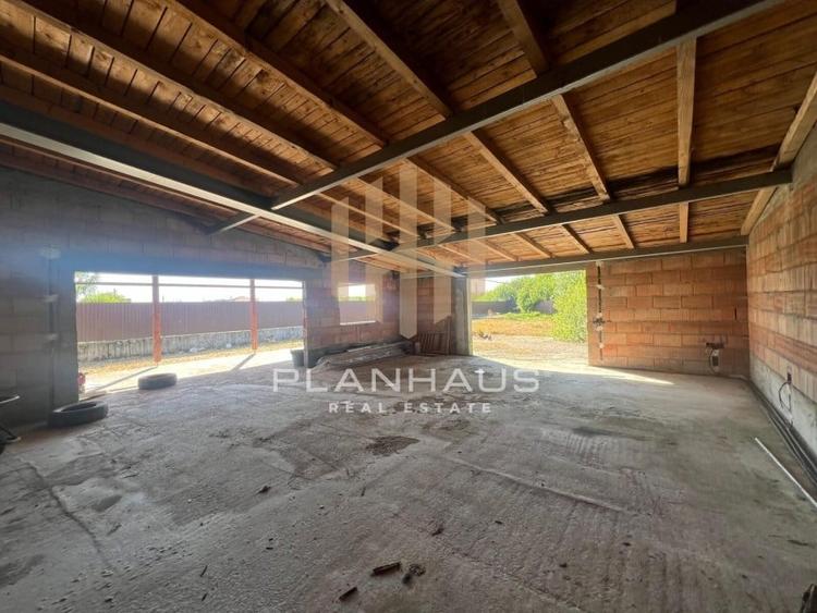 Constructie la rosu Săcălășeni ,Maramureș,ideal pensiune ,dezvoltare turist - 9