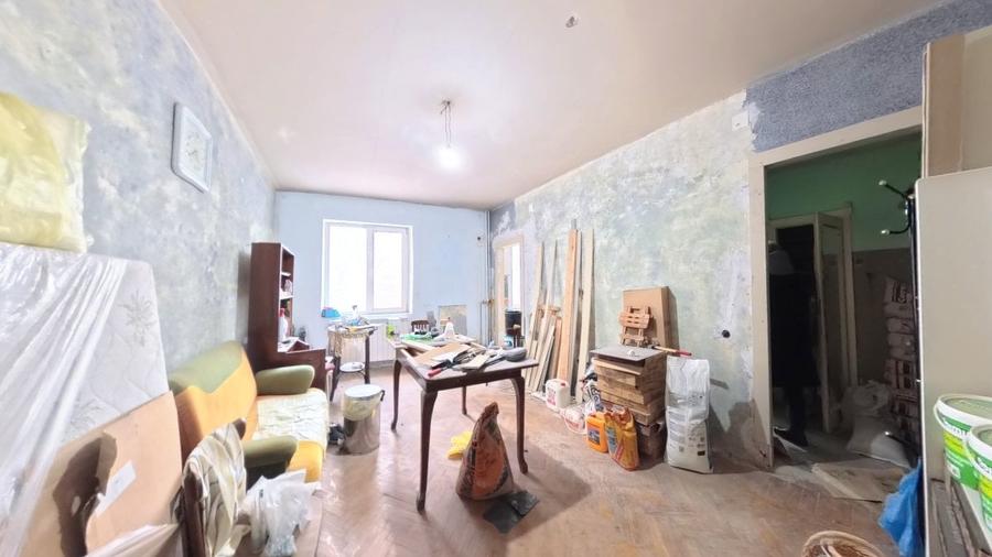 Muncii - Basarabia - Bloc mixt -Garsoniera cu boxa - etj 2 - 2