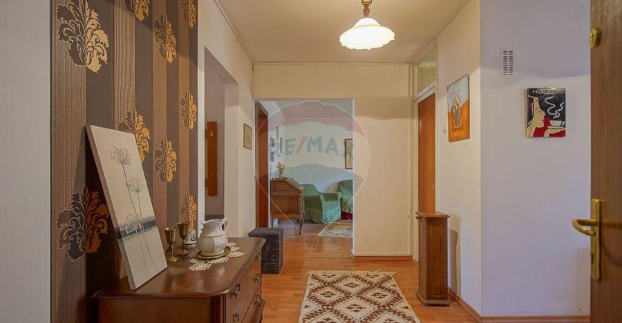 Spa?iu de birouri de 65 mp Racadau - 8