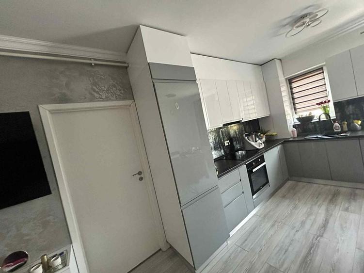 Apartament cu 3 camere în Central