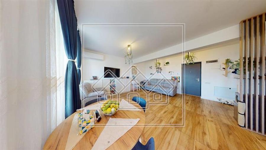 Apartament de vanzare in Sibiu - 3 camere, balcon mare - Zona D.Stanca - 3