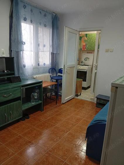 Vand garsoniera Cartier Titan Sectorul 3 - 5