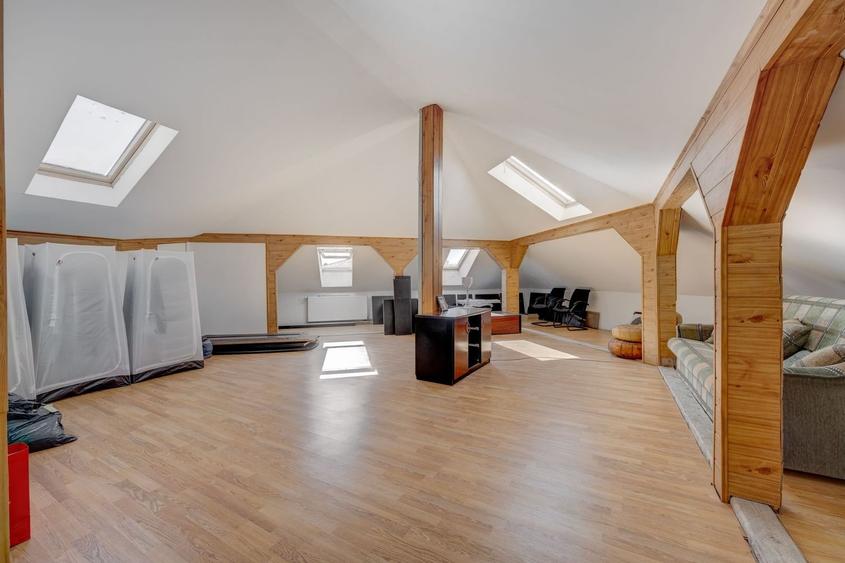 PROPRIETATE UNICA: 1.618 MP TEREN  IN PIPERA, CU VILA SOLIDA SI GRADINA SUPERBA - 35