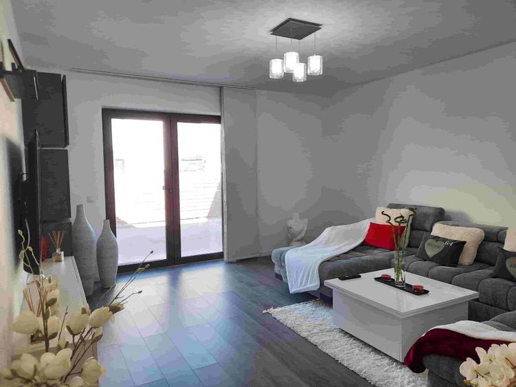 Casa moderna cu teren, Calea Cisnadiei, Arhitectilor - 1