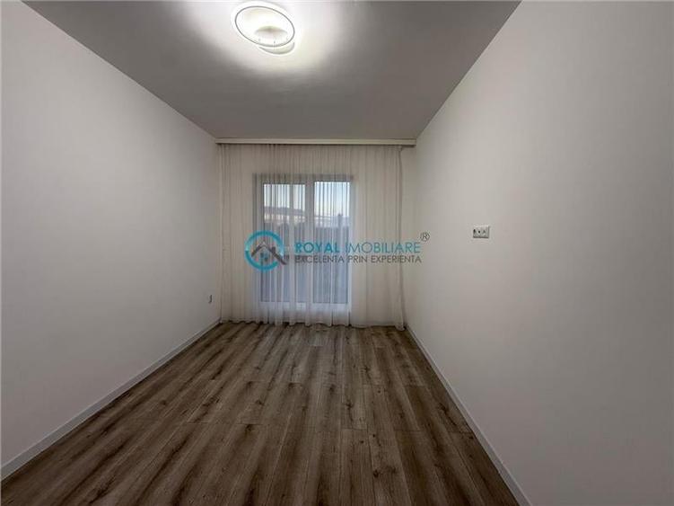 Royal Imobiliare - Vanzare Apartament bloc nou zona Valeni - 8