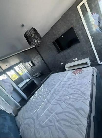 Eroii Revolutiei,bl.reabilitat,et.4/7,Amenajat,loc parcare,Liber - 3