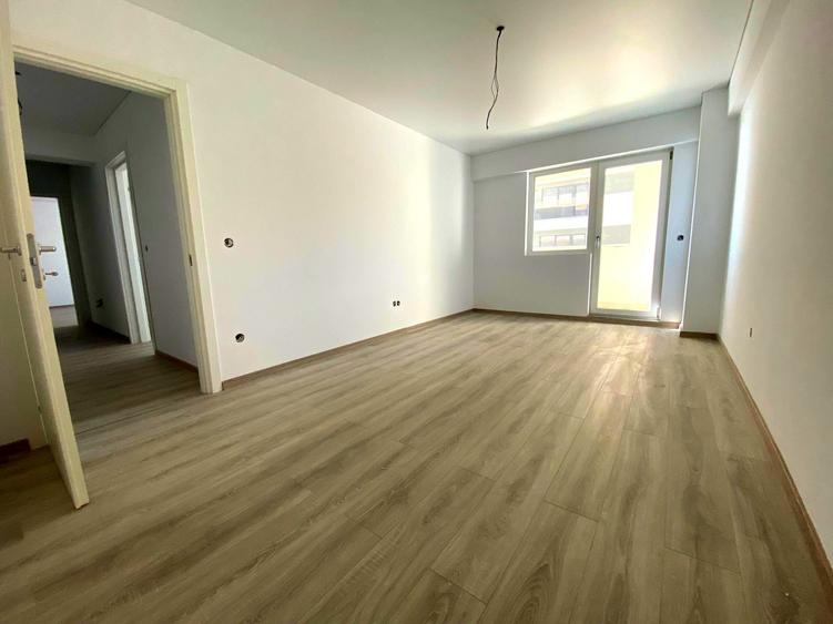 Ap.2 cam - Copou - Sadoveanu - bloc nou - mutare imediată - Tva 21% inclus - 1