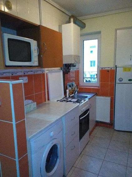 PF ofer spre inchiriere ap.2 cam, et 2, str.PLugarilor (Piata Rahovei) - 2