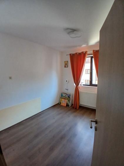 Vand apartament 2 camere - 7