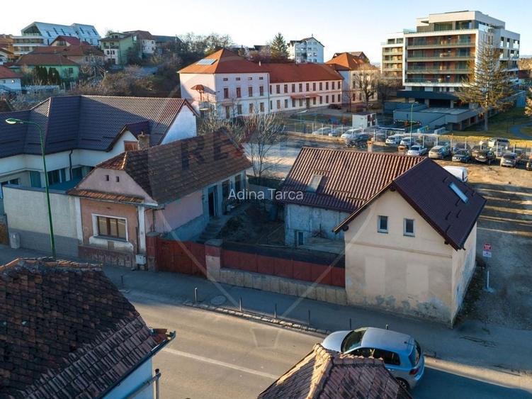 2 case cu curte proprie - locatie centrala 2 case cu curte proprie - locatie centrala