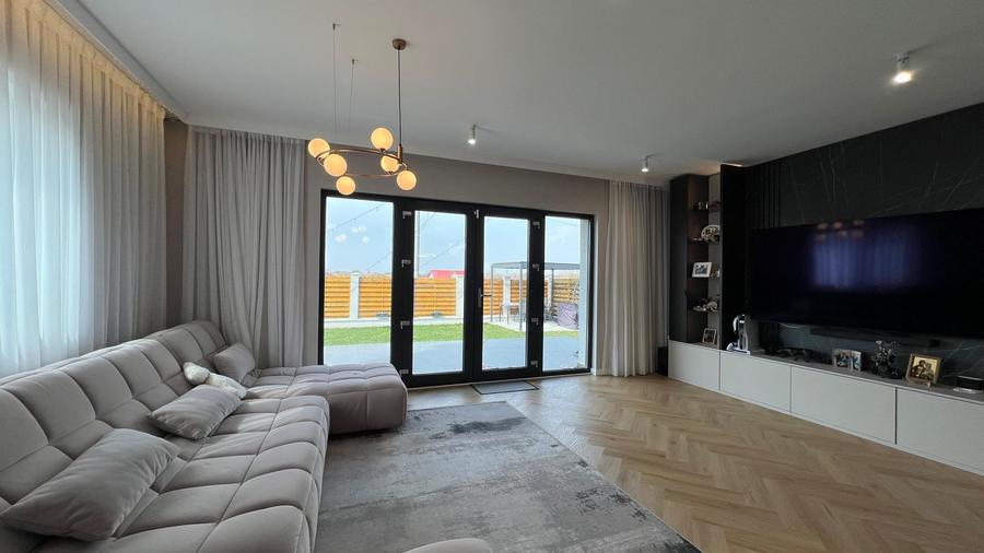 Vilă de Lux lângă Pădurea Balotești – Rafinament, Natură și Design Personalizat - 6