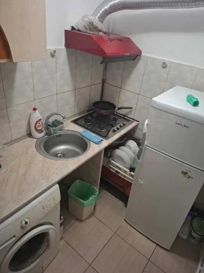 Apartament cu 2 camere semidecomandat în Semicentral