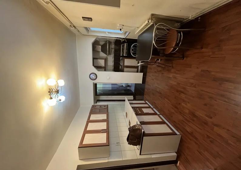 Apartament cu 2 camere semidecomandat în Traian