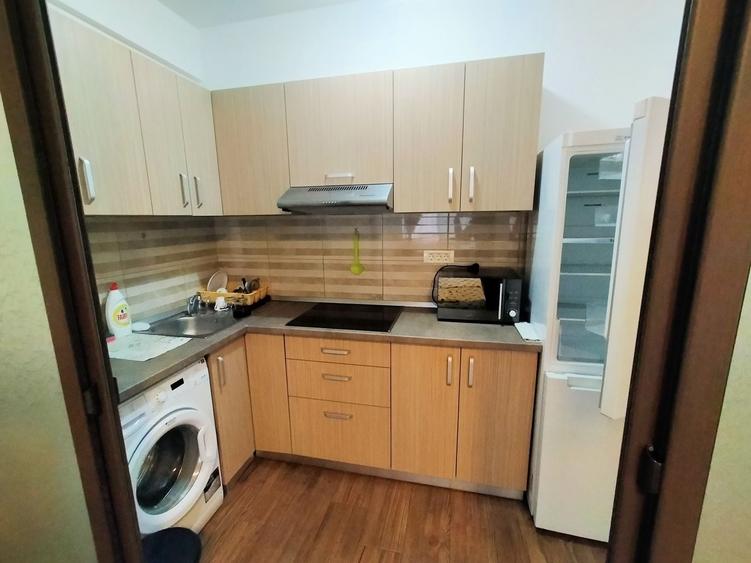Apartament cu 2 camere decomandat în Palazu Mare