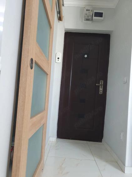 Proprietar inchiriez garsoniera zona Spiru Haret! - 1