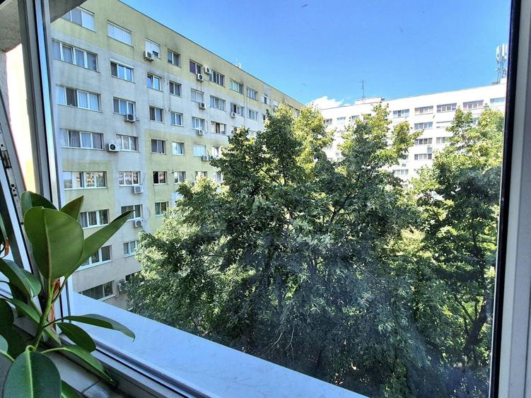 Apartament cu 3 camere semidecomandat, mobilat în 1 Decembrie 1918