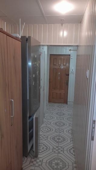 Apartament cu 3 camere decomandat, mobilat în Est
