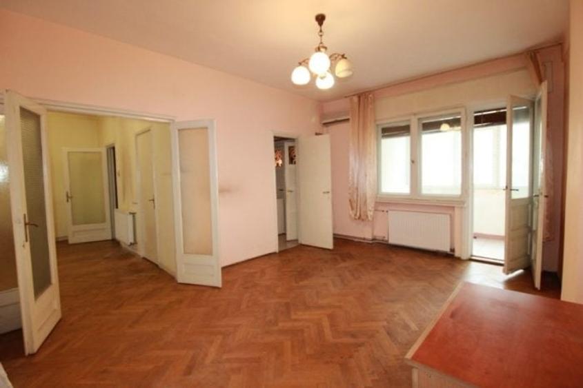 Apartament cu 4 camere semidecomandat, mobilat în Cișmigiu