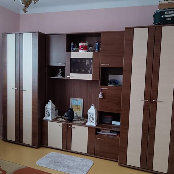 Casă cu 3 camere în Central