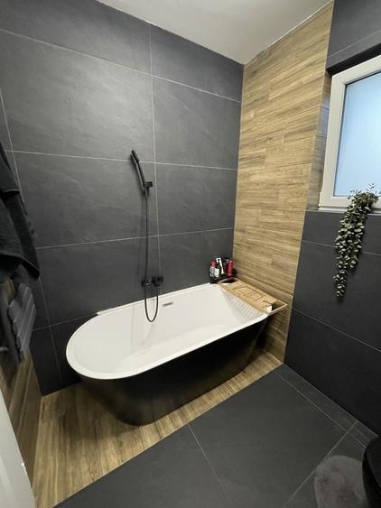 Apartament cu 3 camere decomandat în Sfântu Ilie