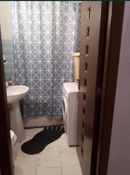 Garsonieră decomandată în Vitan