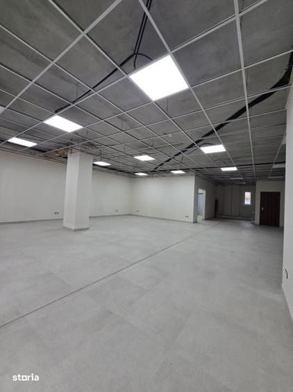 Spațiu comercial, de 173 mp, în Central